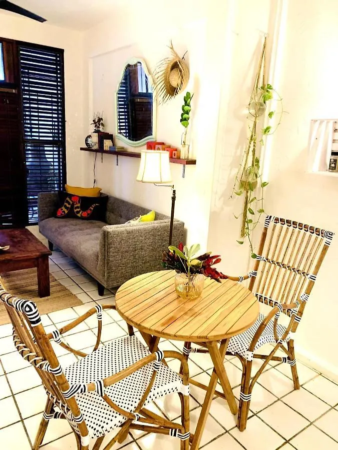 Footprints Beach House At Yardley Place San Juan Nyaraló