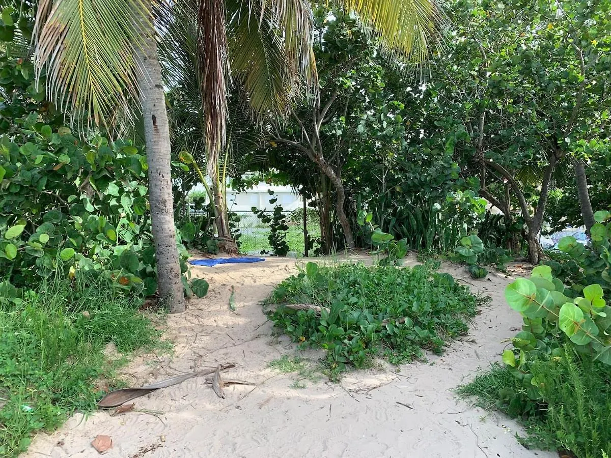 Footprints Beach House At Yardley Place San Juan Casa vacanze